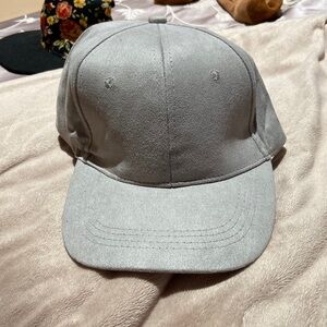 M boutique suede cap